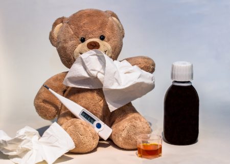 発疹や目の充血、高熱が出たら要注意！大人の風疹対処法は？
